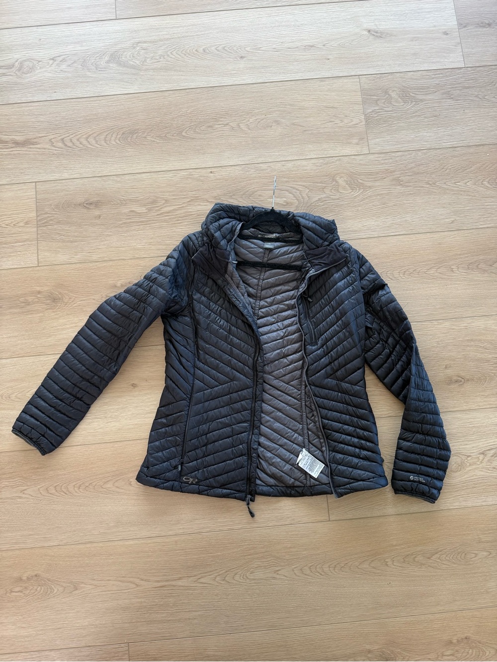 Womens Outdoor Research Puff Jacket- Black